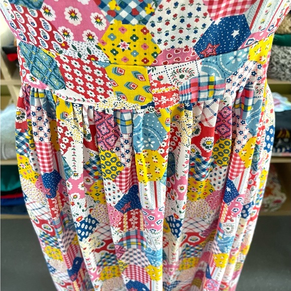 ***SOLD***Long Vintage Apron - Picture 4 of 7
